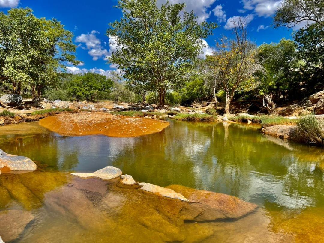 Kaoko Mopane Lodge & Campsite Opuwo Екстериор снимка